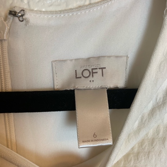 Loft: White Quilted Top Black A like Skirt Fall 6 - Picture 4 of 6